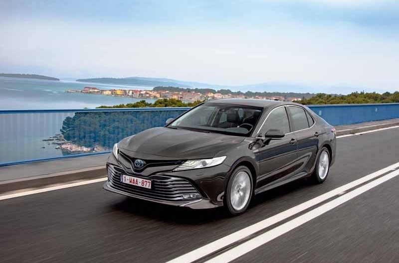 camry1200x792.jpg