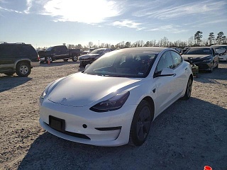 TESLA MODEL 3 2021
