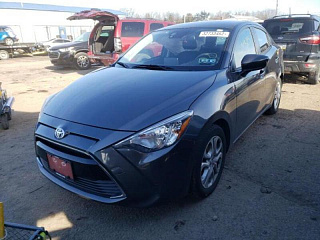 TOYOTA YARIS IA 2018