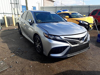 TOYOTA CAMRY SE 2021