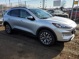 FORD ESCAPE TITANIUM 2020