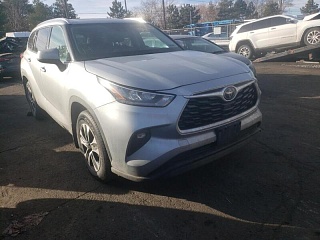 TOYOTA HIGHLANDER XLE 2020