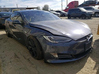 TESLA MODEL S 2021