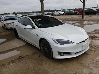 TESLA MODEL S 2017