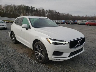 VOLVO XC60 T5 MOMENTUM 2019