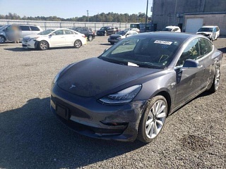 TESLA MODEL 3 2020