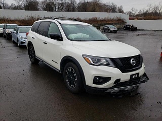 NISSAN PATHFINDER SL 2020