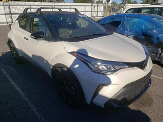 TOYOTA C-HR XLE 2021