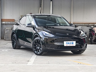 Tesla Model Y Facelift Long-range
