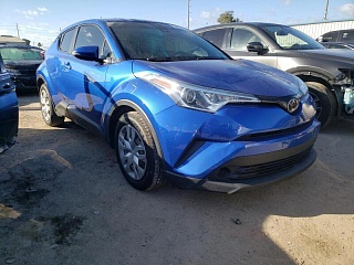 TOYOTA C-HR XLE 2019