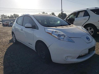NISSAN LEAF S 2015