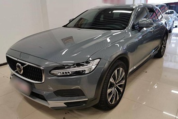 VOLVO V90 2022