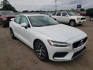 VOLVO S60 T6 MOMENTUM 2020