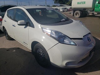 NISSAN LEAF S 2016