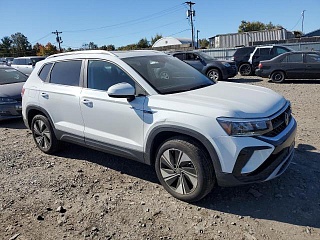 VOLKSWAGEN TAOS SE 2023