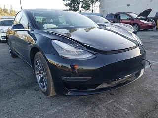 TESLA MODEL 3 2020