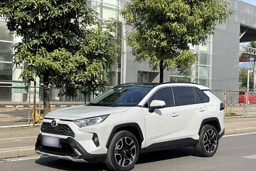 TOYOTA RAV4 2020 