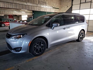 CHRYSLER PACIFICA TOURING L 2019