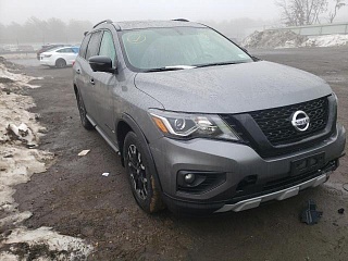 NISSAN PATHFINDER SL 2020