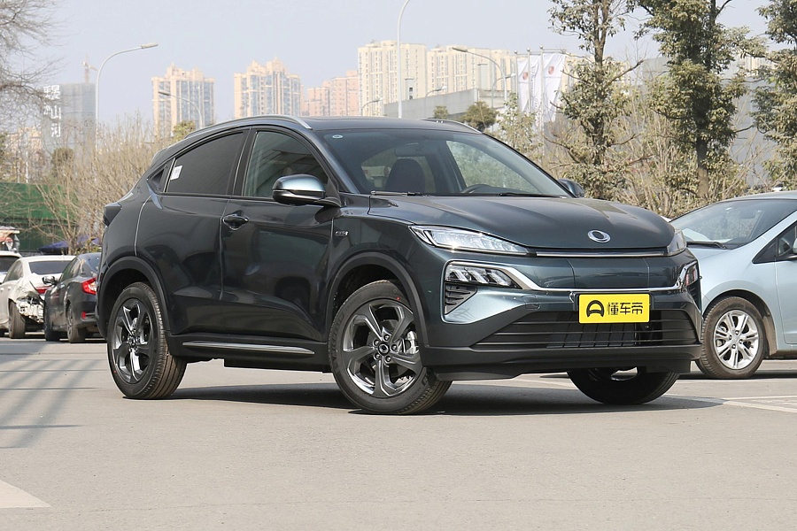 Dongfeng Honda M-NV Shangyi Edition