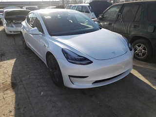 TESLA MODEL 3 2020