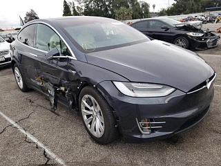 TESLA MODEL X 2020