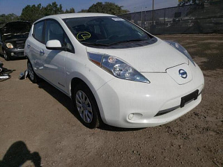 NISSAN LEAF S 2017
