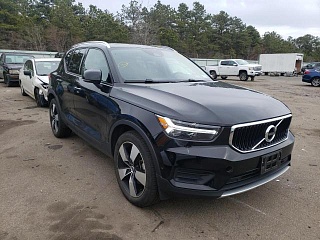 VOLVO XC40 T5 MOMENTUM 2019