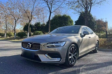 VOLVO S60 T5 2020