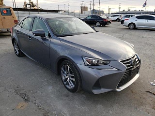LEXUS IS 300 2019