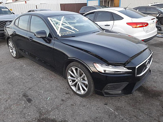VOLVO S60 T5 MOMENTUM 2020