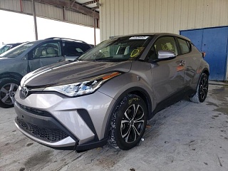 TOYOTA C-HR XLE 2020