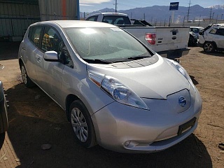 NISSAN LEAF S 2013