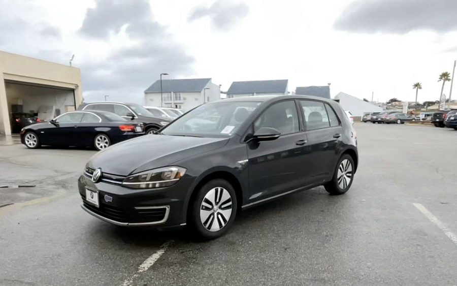 Volkswagen e-Golf SE 2019 Volkswagen e-Golf SE 2019