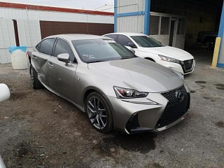 LEXUS IS 300 2018