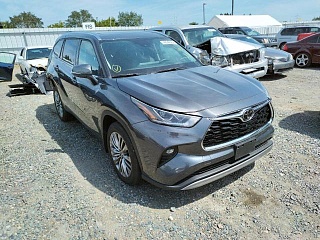 TOYOTA HIGHLANDER PLATINUM 2021