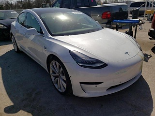 TESLA MODEL 3 2019