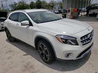MERCEDES-BENZ GLA 250 2018