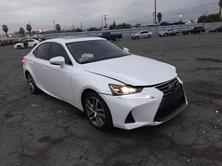 LEXUS IS 300 2019