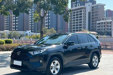 TOYOTA RAV4 2021
