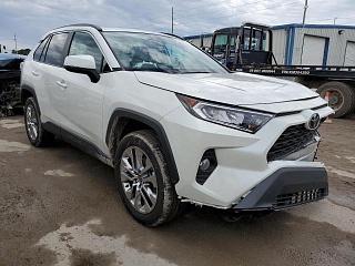 TOYOTA RAV4 XLE PREMIUM 2021