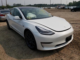 TESLA MODEL 3 2020