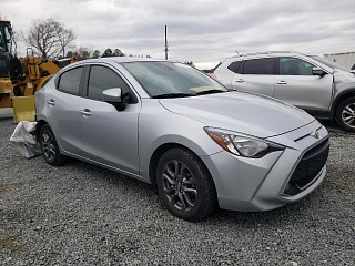 TOYOTA YARIS L 2019
