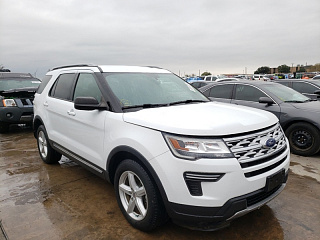FORD EXPLORER XLT 2019