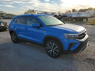 VOLKSWAGEN TAOS SE 2022
